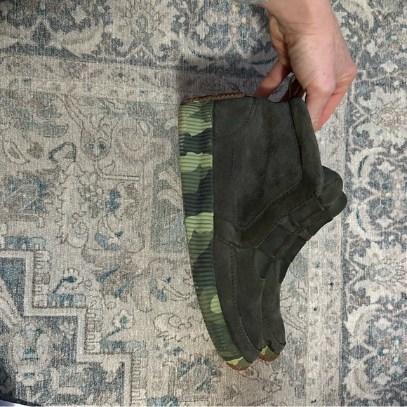 Out N about Mid Boot - Picture 2 of 9